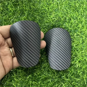 Carbon Fiber Texture Soccer Shin Guards Anti Collision Shockproof Professional Sports Protective Gear For Game Training