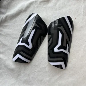 Customized logo Football Shin Guards DIY Children Adult Sports Leggings to Enhance Sports Safety Black and White Stripes