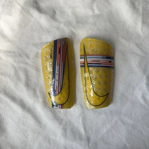 Factory Custom Logo Sublimation Shin Guards Soccer PP EVA Football Shin Pads Adult Sports Protection