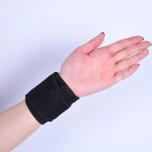 Factory Direct Adjustable Outdoor Sports Protection Wrist Guards for Men and Women Use