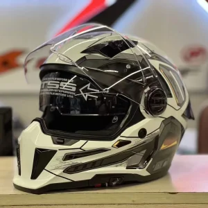 Factory New Full Face Helmet Dual Viewfinder DOT Certified ABS Material Custom Logo Chrome Spoiler Motorcycle Helmet