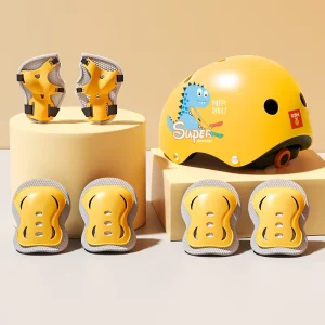 Factory Sold Adjustable Cycling Bicycle Lightweight Motorbike Roller Skating Helmet Protective Gears Set