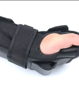 Manufacturer’s Snowboard Long Board Wrist Guards Protective Gear and Hand Supports for Skateboarding and Roller Skating