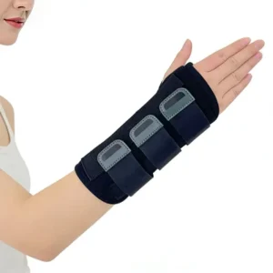 Medical Carpal Tunnel Thumb Hole Fixed Anti Sprain Wristband Polyester Nylon Material Adjustable Sizes S M L for Sports Daily