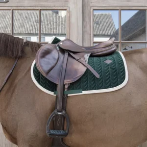 Skin Friendly Fabric Horse Racing Durable Equestrian Gear Customize Saddle Pads Comfortable Equestrian Equipment